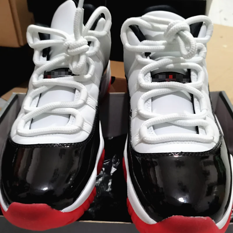 low price Multi-color 2020 AJ 11 10 9 8 7 Low Bred Concord 11s black white sport basketball shoes
low price Multi-color 2020 AJ 11 10 9 8 7 Low Bred Concord 11s black white sport basketball shoes