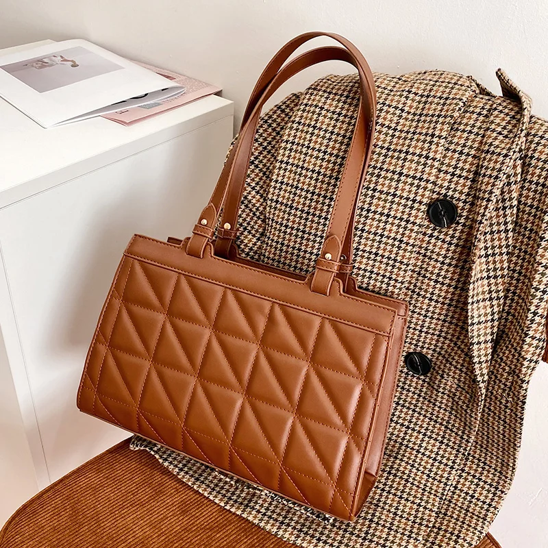 Quality PU Leather Women Grid Solid Trendy Shoulder Bag, Black/brown/dark brown/camel
Quality PU Leather Women Grid Solid Trendy Shoulder Bag, Black/brown/dark brown/camel