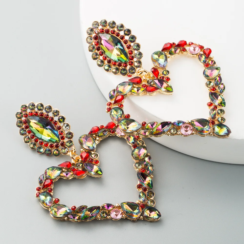 Fashion Colored Full Rhinestone Hollow Heart Shaped Alloy Earrings, As the picture show or as request
Fashion Colored Full Rhinestone Hollow Heart Shaped Alloy Earrings, As the picture show or as request