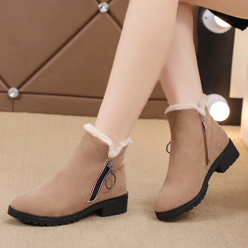 2021 winter new Martin boots female British style warm cotton shoes short tube plus velvet snow boots
2021 winter new Martin boots female British style warm cotton shoes short tube plus velvet snow boots