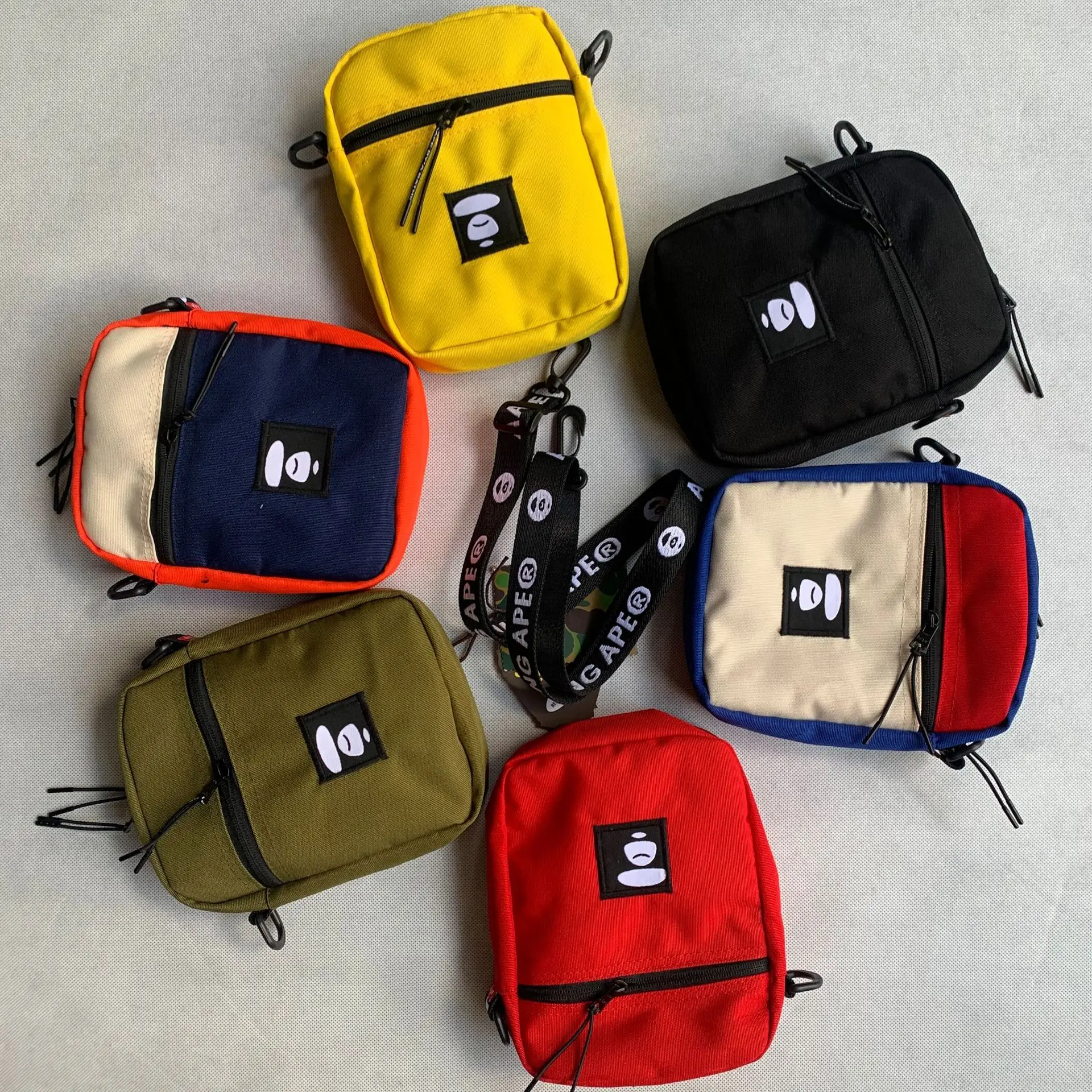 High Quality Fashion Style Small Clutch Purses and Handbags Bape shark Bag for Men, Customized colors
High Quality Fashion Style Small Clutch Purses and Handbags Bape shark Bag for Men, Customized colors