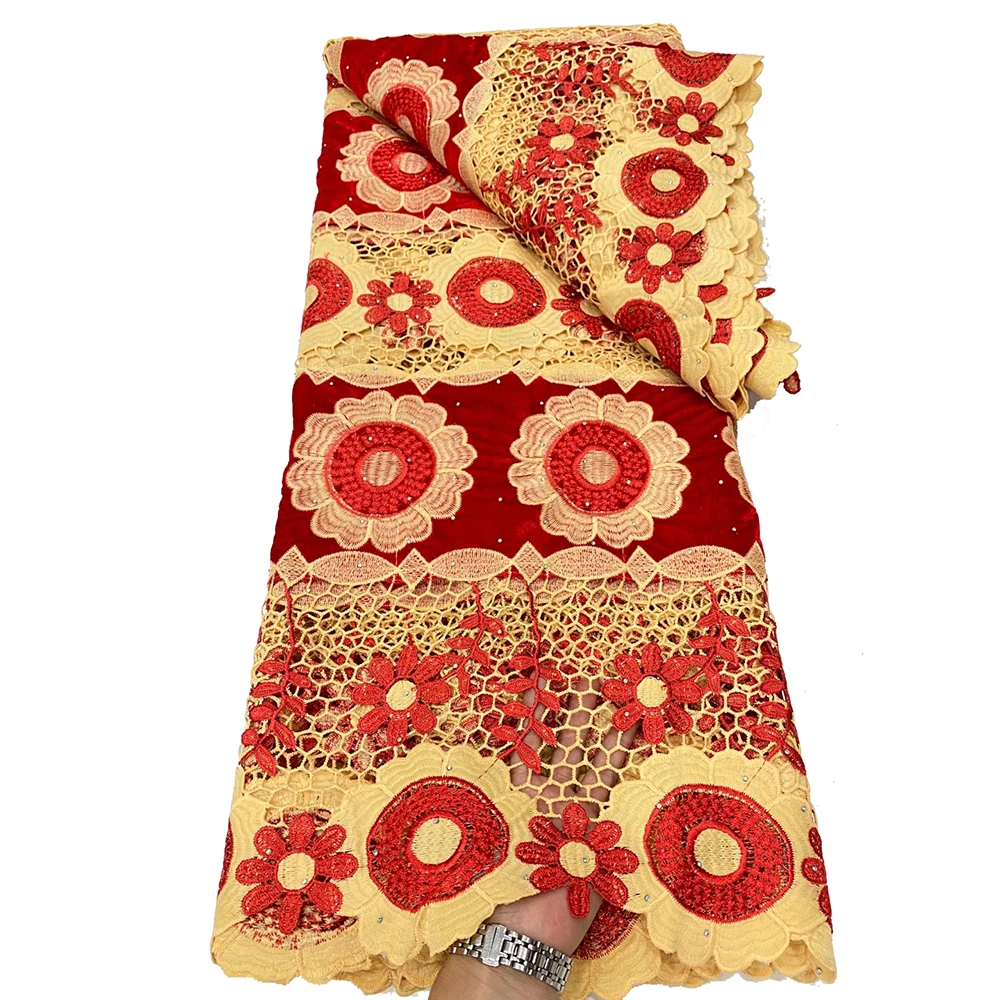 Sinya Handmade Embroidery Velvet with Cord lace fabric High Quality French Guipure lace for Bridal dress, Many colors for choice
Sinya Handmade Embroidery Velvet with Cord lace fabric High Quality French Guipure lace for Bridal dress, Many colors for choice
