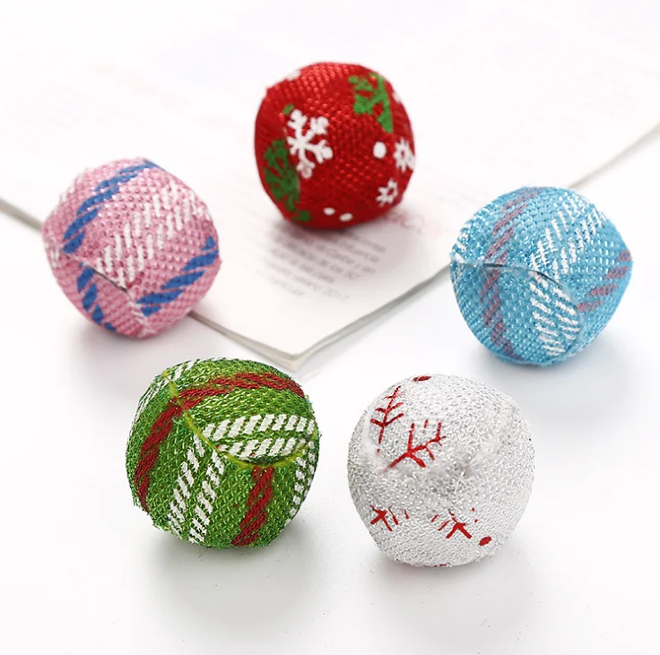 Christmas series funny hot sale cat toy ball patch ball cat toys interactive cat toy
Christmas series funny hot sale cat toy ball patch ball cat toys interactive cat toy