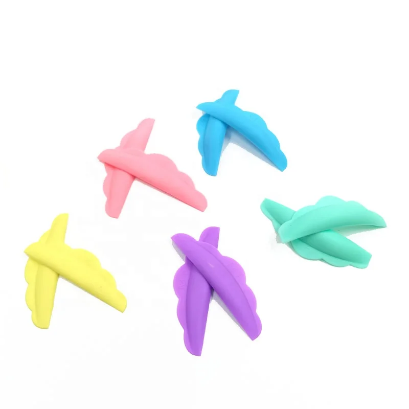 New Ultra Soft Color Silicone Lash Lift Shield 5different Size Eyelash Lash Lifting Pads Easy To Choose Lash Lift Patch, Transparent
New Ultra Soft Color Silicone Lash Lift Shield 5different Size Eyelash Lash Lifting Pads Easy To Choose Lash Lift Patch, Transparent