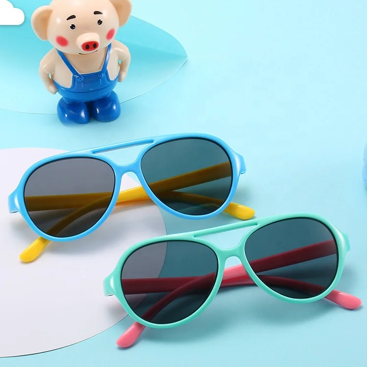 DOISYER 2020 new double nose bridge protective vintage silicone sports sunglasses kids for children
DOISYER 2020 new double nose bridge protective vintage silicone sports sunglasses kids for children