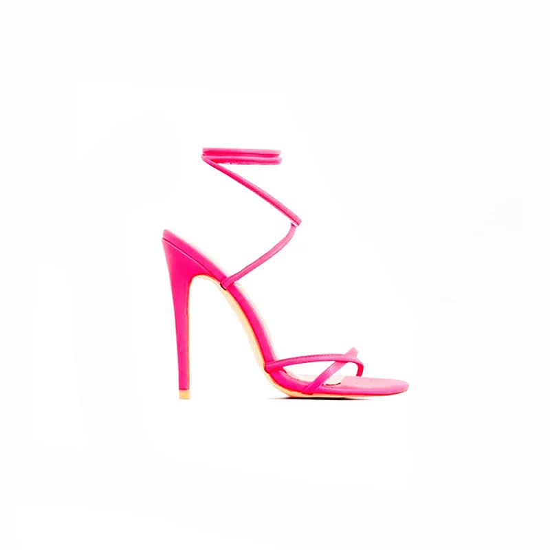 2021 New Arrival Trendy Ladies Roman Sandals Plus Size Solid Color Flip-Flop Cross Strap Stiletto Women Summer Sandals
2021 New Arrival Trendy Ladies Roman Sandals Plus Size Solid Color Flip-Flop Cross Strap Stiletto Women Summer Sandals