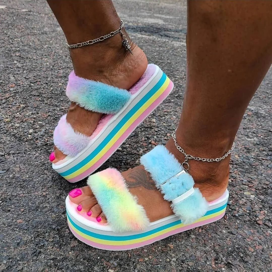 Wholesale Comfortable Antislip Fashion Outdoor Eva Sole Thick Bottom Fur Sandals Slides Slippers
Wholesale Comfortable Antislip Fashion Outdoor Eva Sole Thick Bottom Fur Sandals Slides Slippers