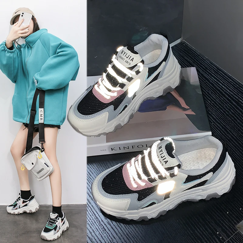 New Spring Autumn Daddy ladies shoes women Fashion Luminous Sneakers Women Breathable Casual Shoes zapatilla mujer plataforma
New Spring Autumn Daddy ladies shoes women Fashion Luminous Sneakers Women Breathable Casual Shoes zapatilla mujer plataforma