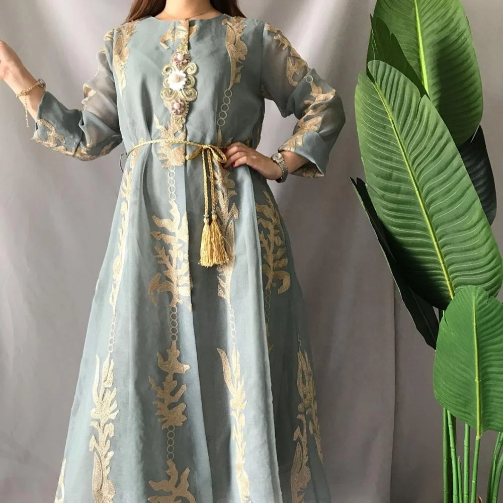 Dubai Ethnic Long-sleeved Double-layered Loose Muslim Elegant Dress Islamic Clothing Abaya
Dubai Ethnic Long-sleeved Double-layered Loose Muslim Elegant Dress Islamic Clothing Abaya