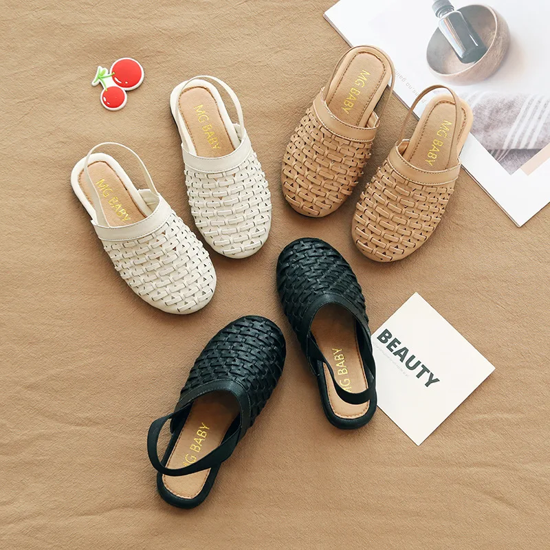 Children's knitted sandals girls 2020 summer new retro set of feet casual shoes kids sandals and slippers, Black/ beige/brown
Children's knitted sandals girls 2020 summer new retro set of feet casual shoes kids sandals and slippers, Black/ beige/brown
