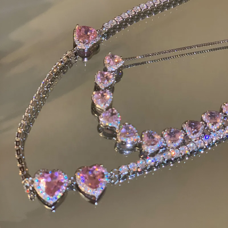 Korean Luxury Pink Three Peach Heart Diamond Pendant Necklace Zircon Tennis Chain Choker Necklaces Bridal Wedding Jewelry Sets
Korean Luxury Pink Three Peach Heart Diamond Pendant Necklace Zircon Tennis Chain Choker Necklaces Bridal Wedding Jewelry Sets