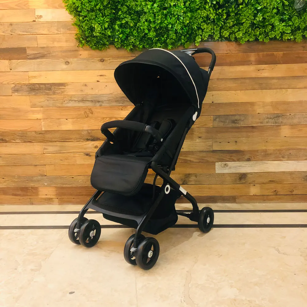 Brightbebe cochecito de bebe pram light weight portable one handle folding carry into airplane dropping shipping
Brightbebe cochecito de bebe pram light weight portable one handle folding carry into airplane dropping shipping