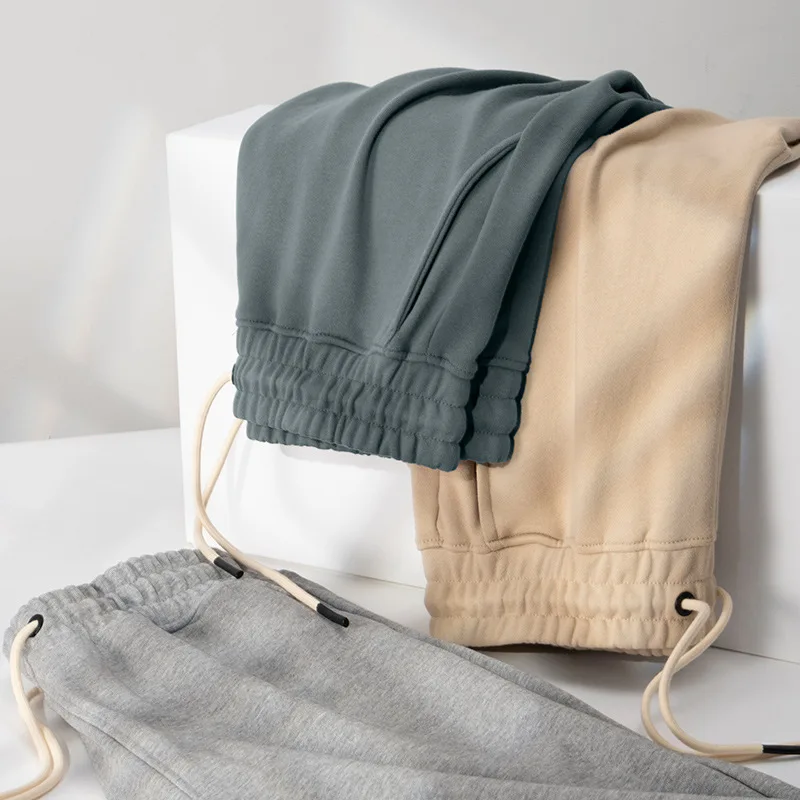 2021 Heavy Summer Knitted Cotton Retro Sports Drawstring Five-point Casual Men's Wholesale 11-color Shorts
2021 Heavy Summer Knitted Cotton Retro Sports Drawstring Five-point Casual Men's Wholesale 11-color Shorts