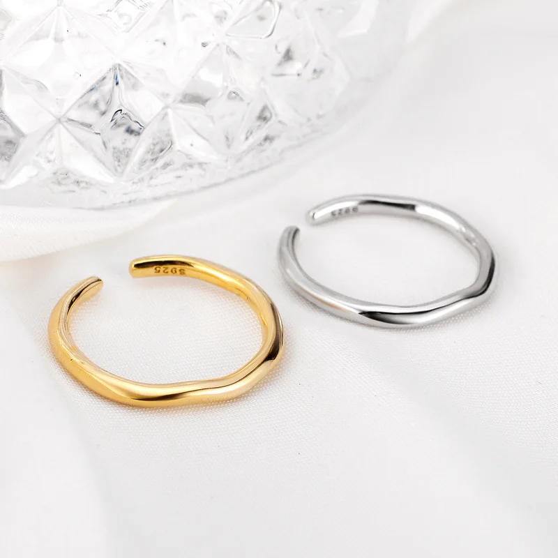 Sterling Silver 925 Rings for Men and Women Simple Fashion 18K Gold Plated Outline Circle Curve Ring Minimalist Jewelry
Sterling Silver 925 Rings for Men and Women Simple Fashion 18K Gold Plated Outline Circle Curve Ring Minimalist Jewelry