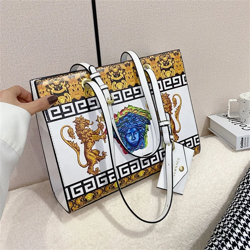 2022 New Designer PU Leather Luxury Print Purse Bags Cross Shoulder Women Purses Big Capacity Handbags
2022 New Designer PU Leather Luxury Print Purse Bags Cross Shoulder Women Purses Big Capacity Handbags
