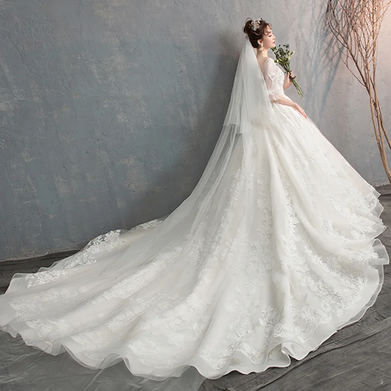 CustomLuxury Wedding Dress 2019 Ball Gown Lace Appliques Sweetheart Bridal Gowns Long Train Bride Dress, Picture color
CustomLuxury Wedding Dress 2019 Ball Gown Lace Appliques Sweetheart Bridal Gowns Long Train Bride Dress, Picture color