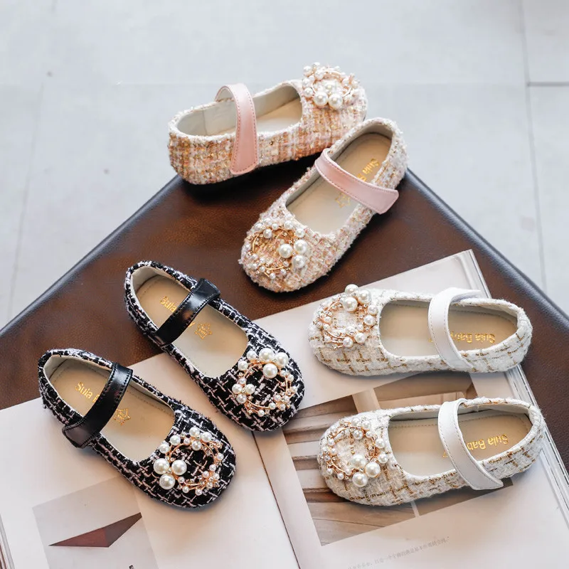 Korean pearl 2020 autumn soft sole new fashion walking girls' princess shoes, Black/white/pink
Korean pearl 2020 autumn soft sole new fashion walking girls' princess shoes, Black/white/pink