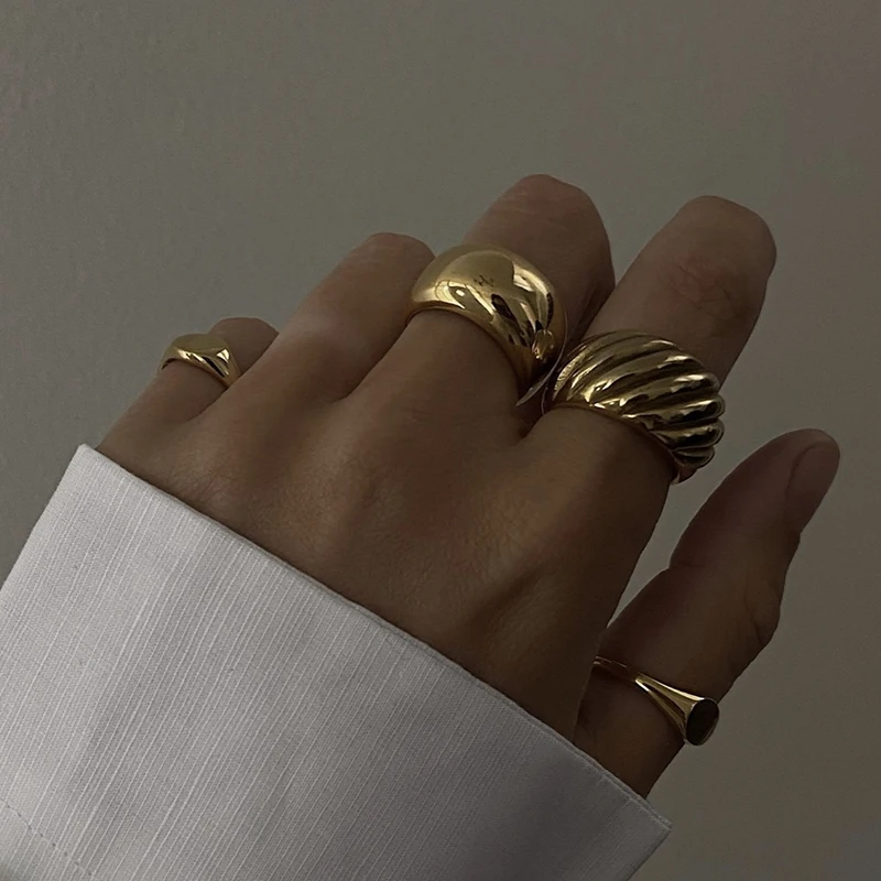 Minimalist Vintage Personality Jewelry For Women Girls Gold Color Chunky Wide Side Open Finger Rings Glossy Dome Geometric Rings
Minimalist Vintage Personality Jewelry For Women Girls Gold Color Chunky Wide Side Open Finger Rings Glossy Dome Geometric Rings
