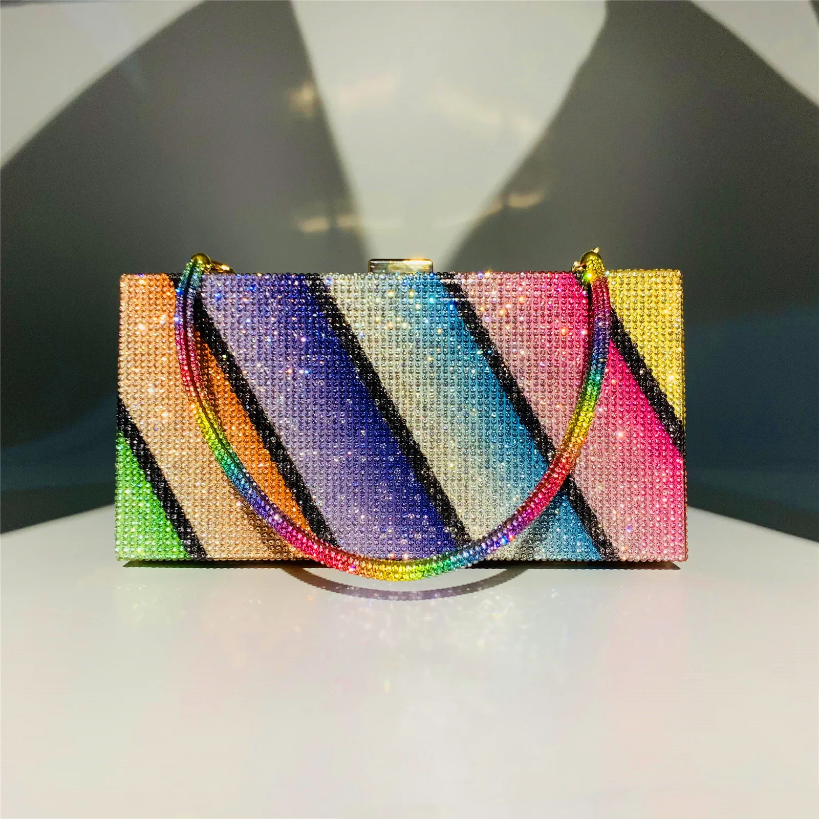 TS5004 New Trendy Luxury Rhinestone Diamond Crossbody Woman Handbag Bag Poker Mermaid Shape Clutch Evening Bag purse
TS5004 New Trendy Luxury Rhinestone Diamond Crossbody Woman Handbag Bag Poker Mermaid Shape Clutch Evening Bag purse