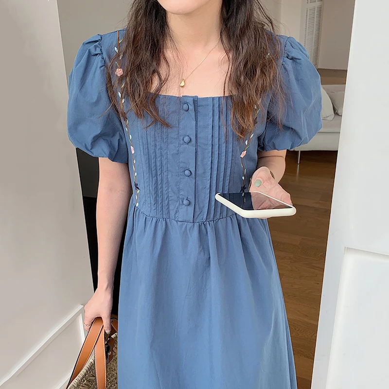 Wholesale 2021 Summer Korea Chic Retro Square Collar Embroidery Flower Buckle High Waist Bubble Sleeve Women Dress
Wholesale 2021 Summer Korea Chic Retro Square Collar Embroidery Flower Buckle High Waist Bubble Sleeve Women Dress