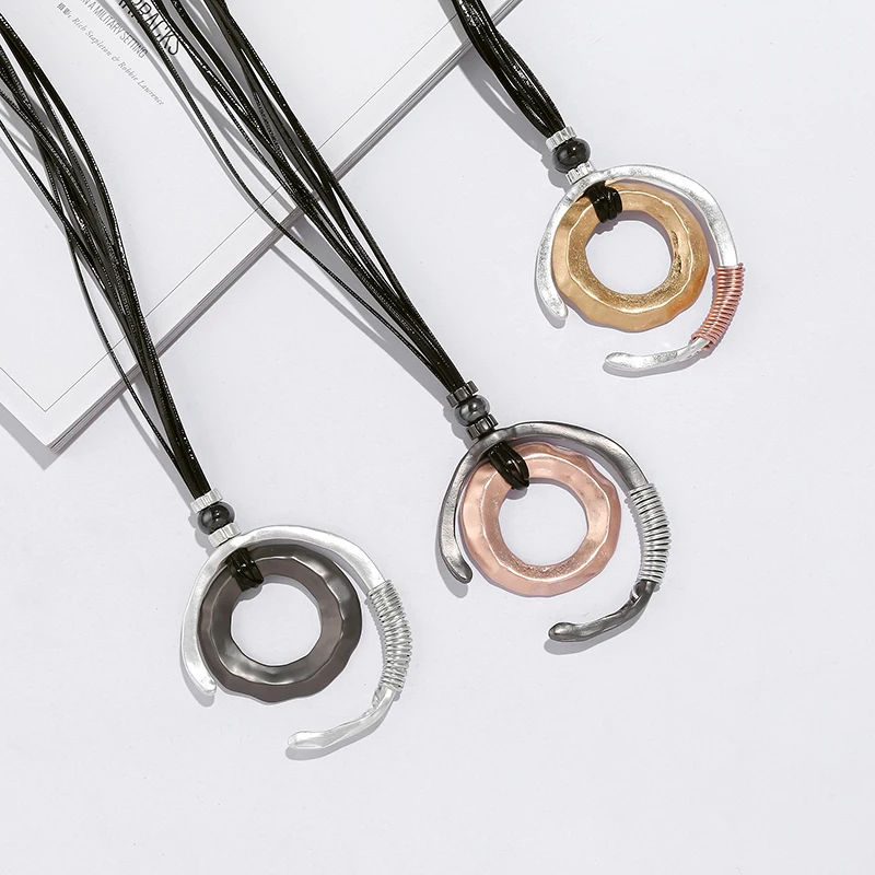 Fashion Irregular Geometry Alloy Round Pendant Black Leather Long Sweater Necklace For Girls Gifts
Fashion Irregular Geometry Alloy Round Pendant Black Leather Long Sweater Necklace For Girls Gifts