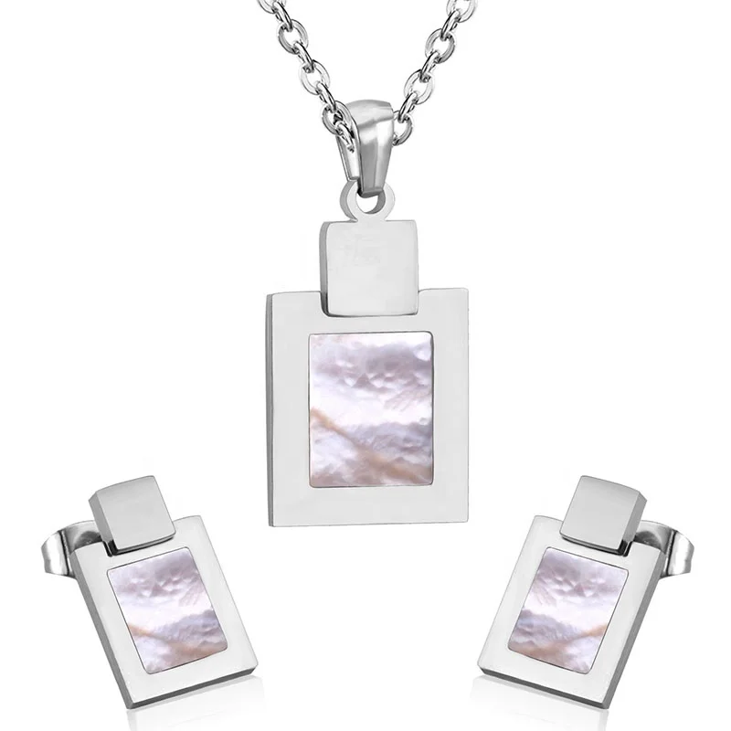 Hot Selling Fashion Simple Partysu Jewelry 316L Stainless Steel Geometric Square Shell Necklaces And Earrings Jewelry Sets, Gold,silver
Hot Selling Fashion Simple Partysu Jewelry 316L Stainless Steel Geometric Square Shell Necklaces And Earrings Jewelry Sets, Gold,silver