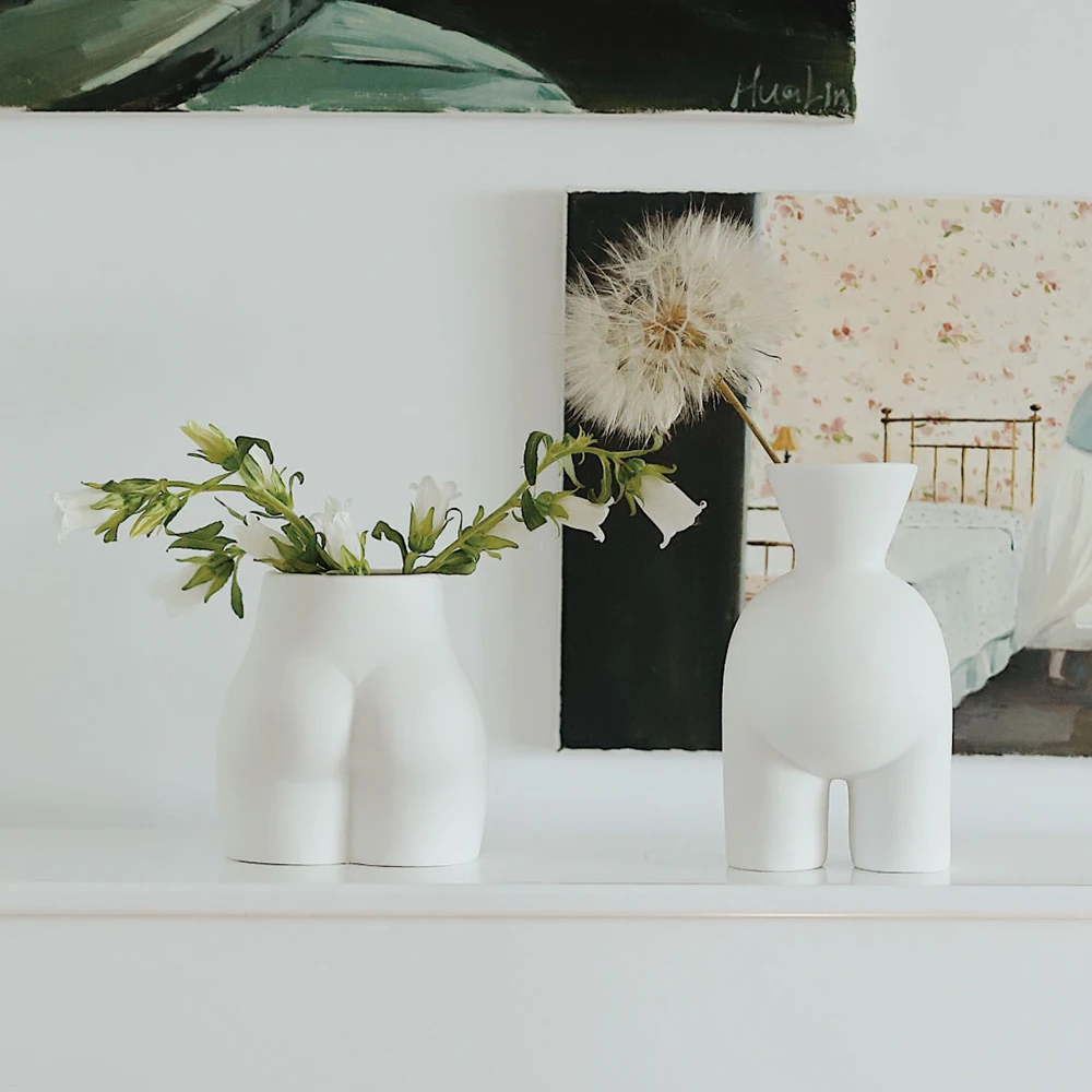 Nordic Abstract Art Sexy Woman Body Vase Desk Flower Vase For Clubhouse Decoration Ceramic Flower Vase Of Lady Body Sculpture, As picture
Nordic Abstract Art Sexy Woman Body Vase Desk Flower Vase For Clubhouse Decoration Ceramic Flower Vase Of Lady Body Sculpture, As picture