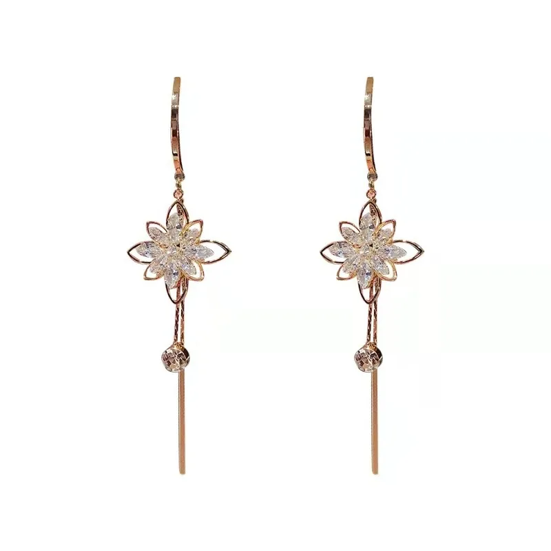 2022 Korean Fashion Cute New Zirconia Flower Tassel Drop Earrings For Women Gold Plated Jewelry
2022 Korean Fashion Cute New Zirconia Flower Tassel Drop Earrings For Women Gold Plated Jewelry