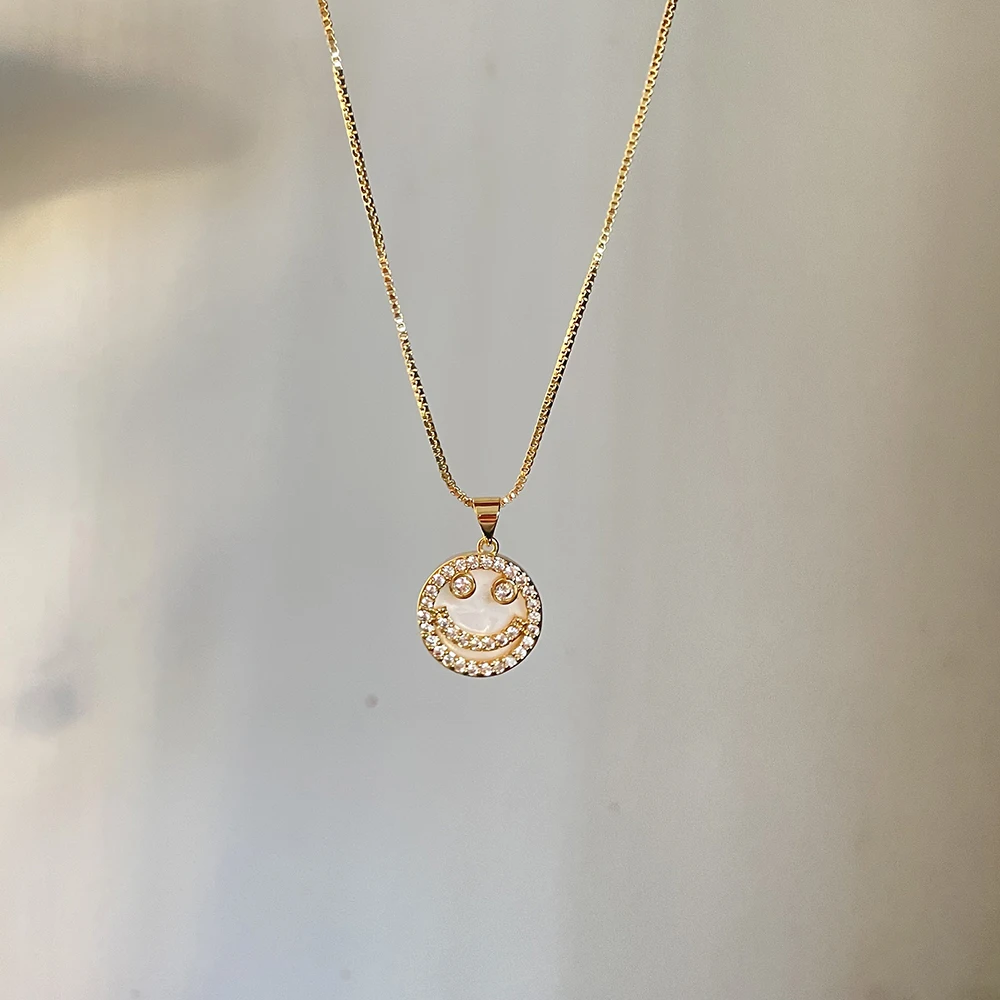 Hollow Smiley Face Emojis Cubic Zirconia Gold Necklaces Box Chain Pendants for Necklace Trendy Statement Handmade Jewelry Women
Hollow Smiley Face Emojis Cubic Zirconia Gold Necklaces Box Chain Pendants for Necklace Trendy Statement Handmade Jewelry Women