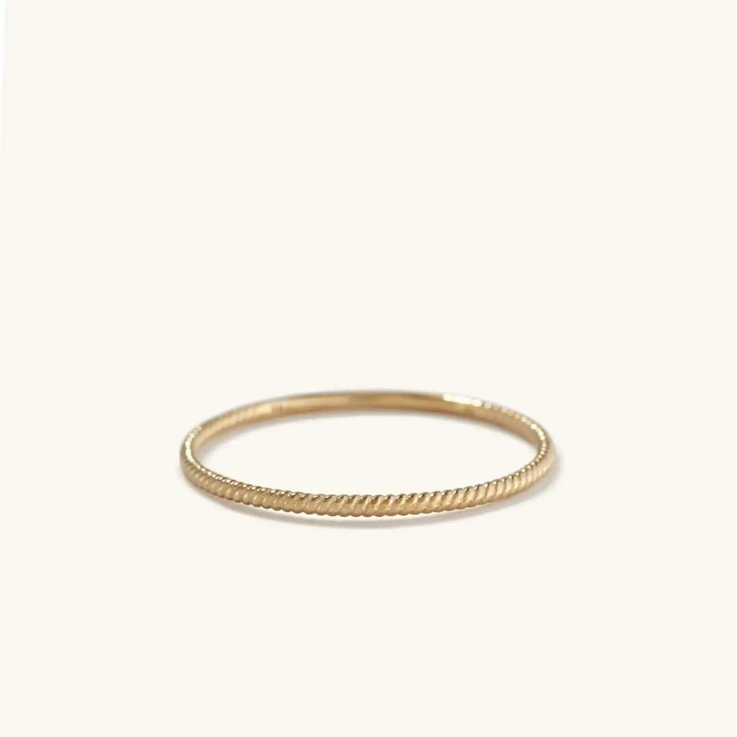 2021 New Hot Sale Jewelry Fashion Design 18k Simple S925 Sterling Silver Plated 14k Gold Customized Twist Ring
2021 New Hot Sale Jewelry Fashion Design 18k Simple S925 Sterling Silver Plated 14k Gold Customized Twist Ring