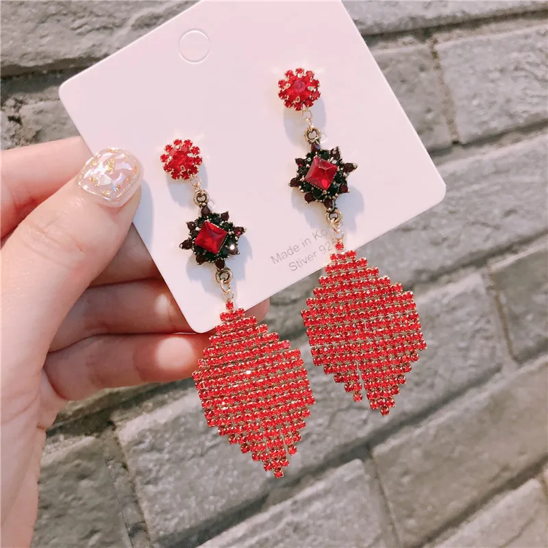 Kaimei Korean fashion jewelry silver needle red tassel full diamond ruby chinese red dangle heart stud earrings wholesale, Many colors fyi
Kaimei Korean fashion jewelry silver needle red tassel full diamond ruby chinese red dangle heart stud earrings wholesale, Many colors fyi