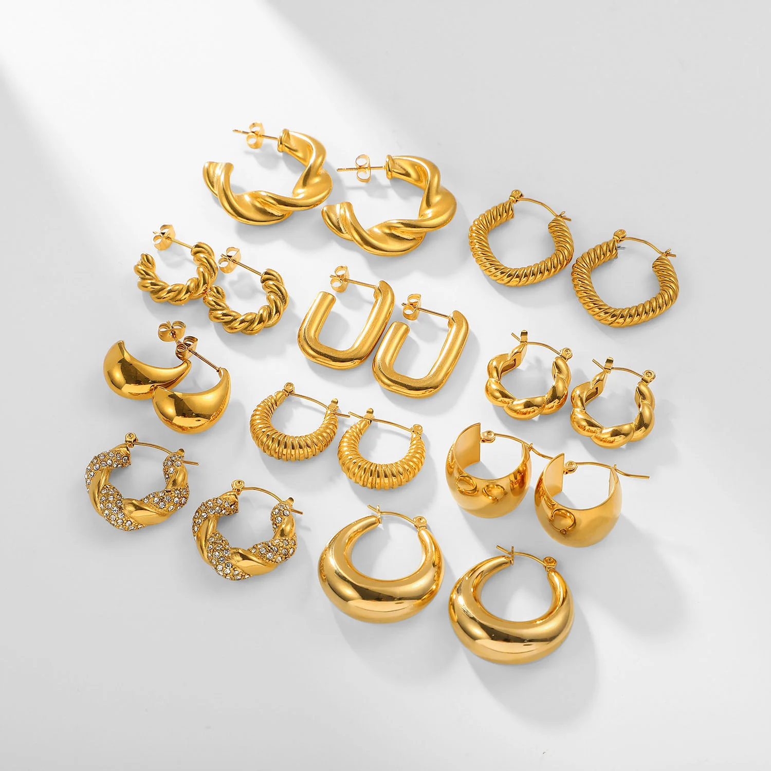 Stainless Steel square Chunky Hoop Earrings Jewelry For Women 18K Gold Plated Huggie Chunky Statement Earrings
Stainless Steel square Chunky Hoop Earrings Jewelry For Women 18K Gold Plated Huggie Chunky Statement Earrings