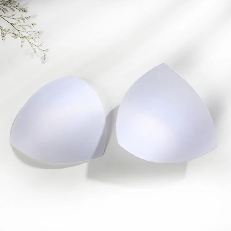 Molded swimming triangle bra padding bra cups good quality sponge foam yoga bra cup, Picture or custom
Molded swimming triangle bra padding bra cups good quality sponge foam yoga bra cup, Picture or custom