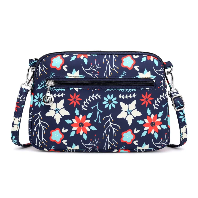 The New Printing Flowers Small Bag Trend Shoulder Bag Women 2021 Crossbody Handbags Bags Women Waterproof Nylon Cloth
The New Printing Flowers Small Bag Trend Shoulder Bag Women 2021 Crossbody Handbags Bags Women Waterproof Nylon Cloth