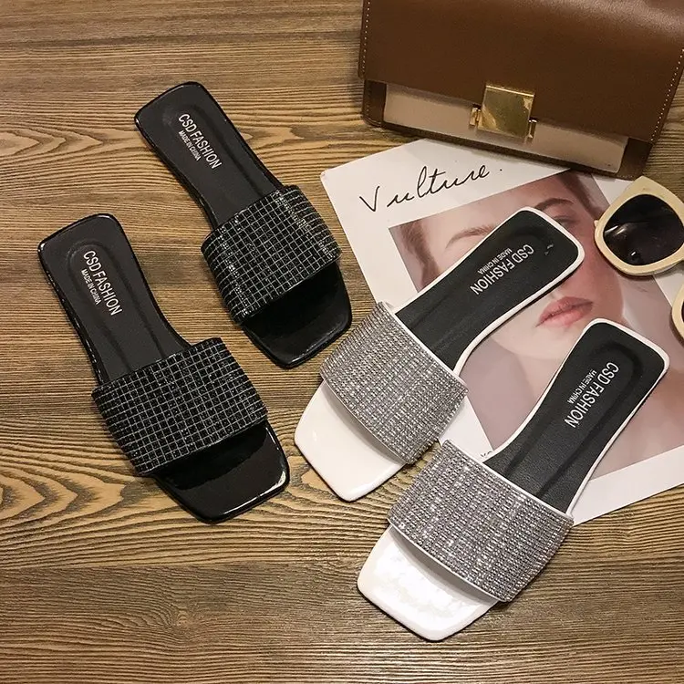 Luxury Designer New Trend Bling Rhinestone Elegant OL Style Rubber Outsole Sandals For Ladies And Women, White, black
Luxury Designer New Trend Bling Rhinestone Elegant OL Style Rubber Outsole Sandals For Ladies And Women, White, black