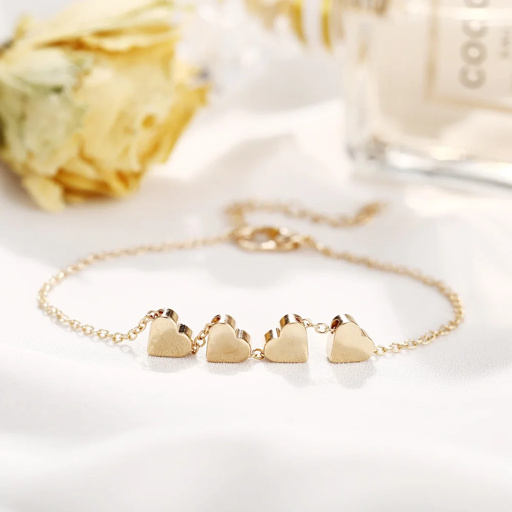 Fashion Trendy Heart Charm Pendant Bracelet For Women Wholesale Alloy Gold Plated Bangle for Female Trendy Jewelry
Fashion Trendy Heart Charm Pendant Bracelet For Women Wholesale Alloy Gold Plated Bangle for Female Trendy Jewelry