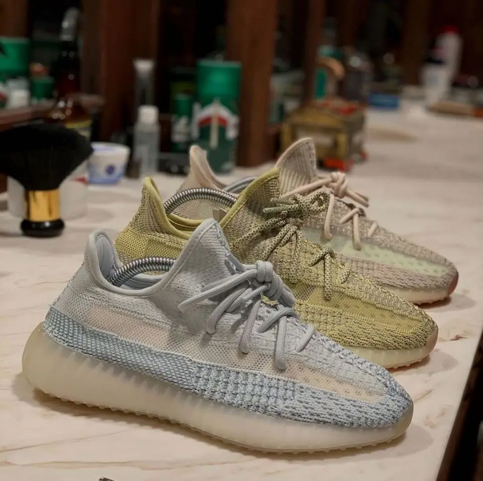 2021 New Arrival Original Quality Reflective Yezzy 350 V2 Style Men Women Casual Sneakers Sports Shoes
2021 New Arrival Original Quality Reflective Yezzy 350 V2 Style Men Women Casual Sneakers Sports Shoes