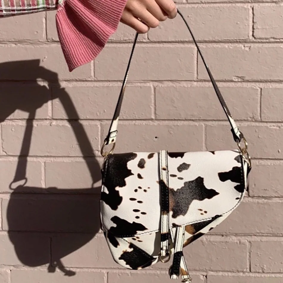 Fashion Trending Classic Women Hand Bags Milk Cow Print Armpit Bag, Accept customizable color
Fashion Trending Classic Women Hand Bags Milk Cow Print Armpit Bag, Accept customizable color