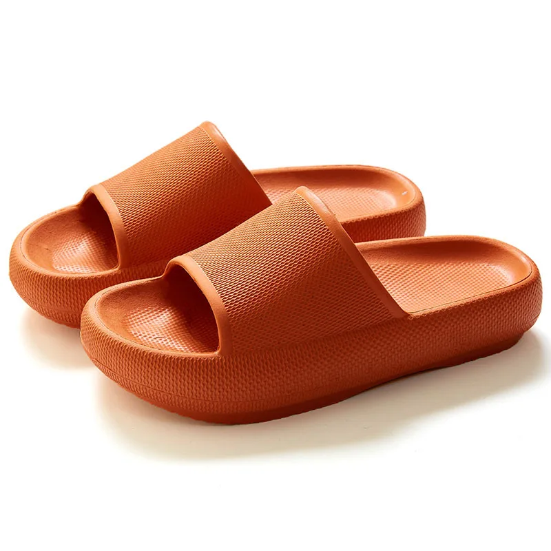 Fashionable home EVA slippers indoor antiskid bathroom slippers outdoor wear summer slippers OEM customization
Fashionable home EVA slippers indoor antiskid bathroom slippers outdoor wear summer slippers OEM customization