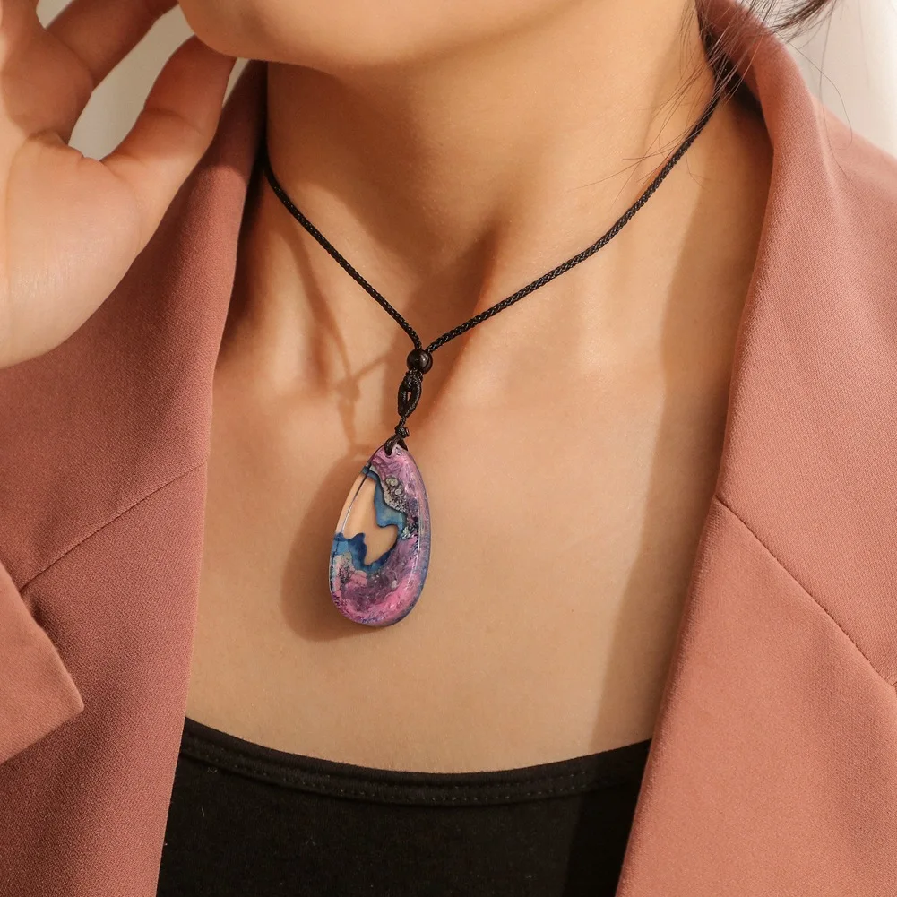 Epoxy Resin Craft Material Art Making Jewelry Making Necklace Pendant Landscape Decoration Necklace
Epoxy Resin Craft Material Art Making Jewelry Making Necklace Pendant Landscape Decoration Necklace