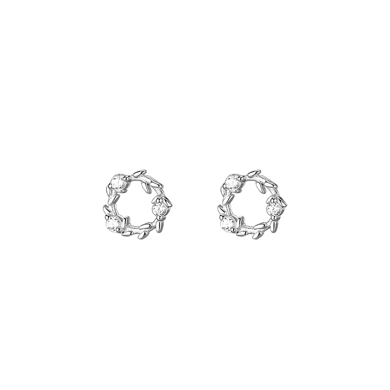 Creative Simple Stud Earrings Mini Sterling Silver Zircon Leaf Leaves Hollow Round Earring Stud
Creative Simple Stud Earrings Mini Sterling Silver Zircon Leaf Leaves Hollow Round Earring Stud