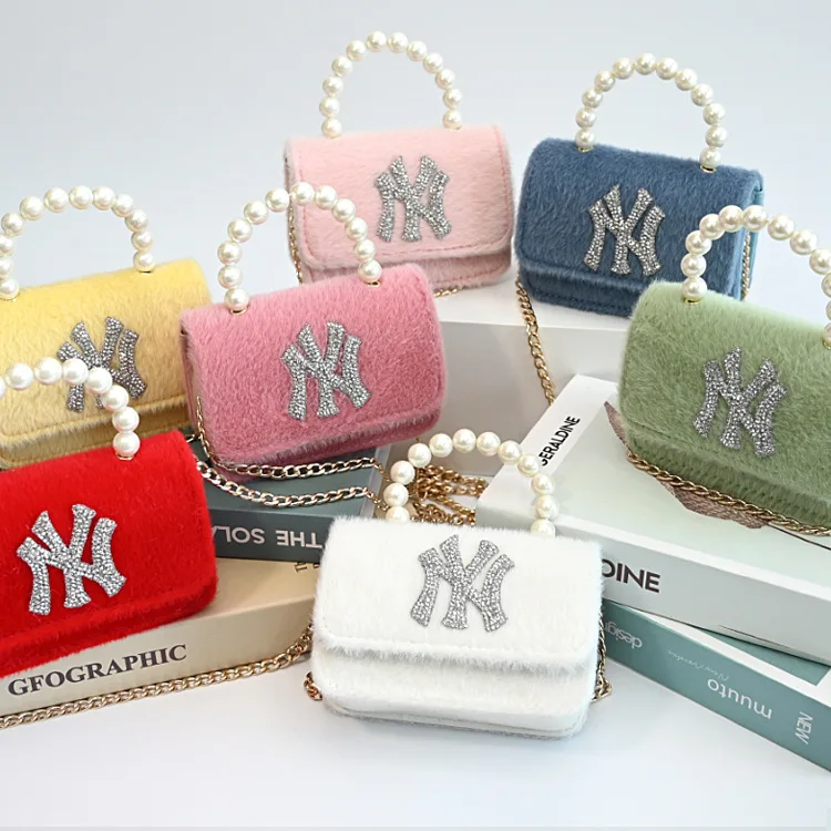plush women ladies ny pearl handbag purse diamond luxury brand fashion new arrive messenger women shoulder bags
plush women ladies ny pearl handbag purse diamond luxury brand fashion new arrive messenger women shoulder bags