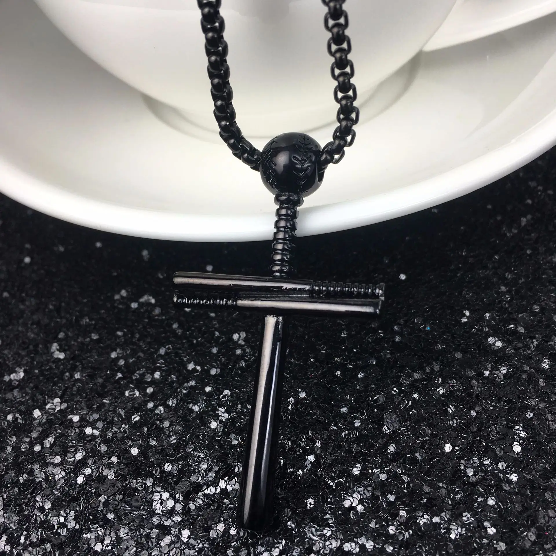 Baseball sports jewelry wholesale stainless steel baseball bat pendant shape religious cross pendant necklace custom
