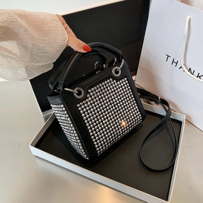 Western style rhinestone handbags 2020 popular new trendy fashion messenger bag wild ins single shoulder small square bag, White,gerrn,black
Western style rhinestone handbags 2020 popular new trendy fashion messenger bag wild ins single shoulder small square bag, White,gerrn,black