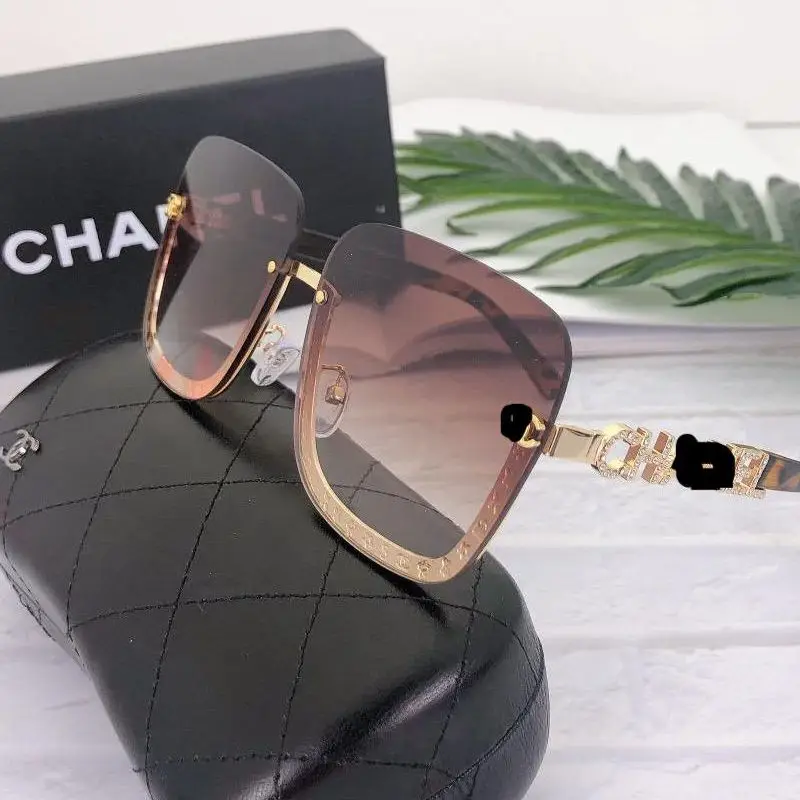 2021 New Arrivals Luxury Fashion Brand Shades Rimless Female Sun Glasses Square Summer Sunglasses Women, As picture
2021 New Arrivals Luxury Fashion Brand Shades Rimless Female Sun Glasses Square Summer Sunglasses Women, As picture