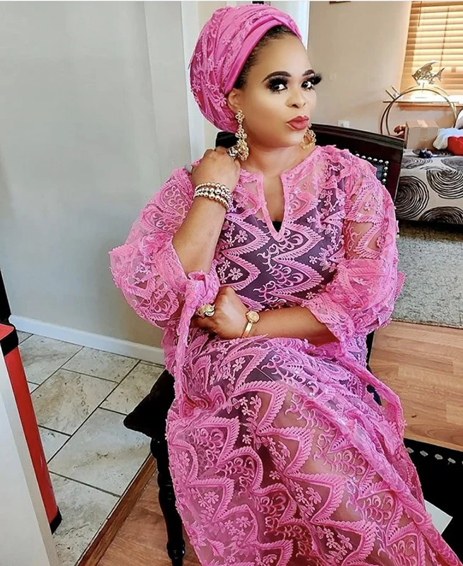 African Design Lace Dress Fabric Women Solid Color Long Kaftan Dresses With Inner Scarf, Picture shown
African Design Lace Dress Fabric Women Solid Color Long Kaftan Dresses With Inner Scarf, Picture shown