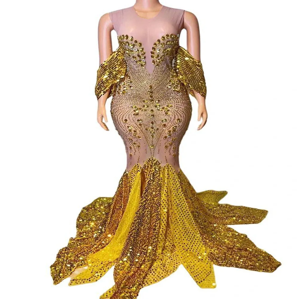 Catwalks Wedding Dress Gown Diamonds Embellished Low Cut Deep V Sexy Evening Dresses Mdbay Party costume
Catwalks Wedding Dress Gown Diamonds Embellished Low Cut Deep V Sexy Evening Dresses Mdbay Party costume