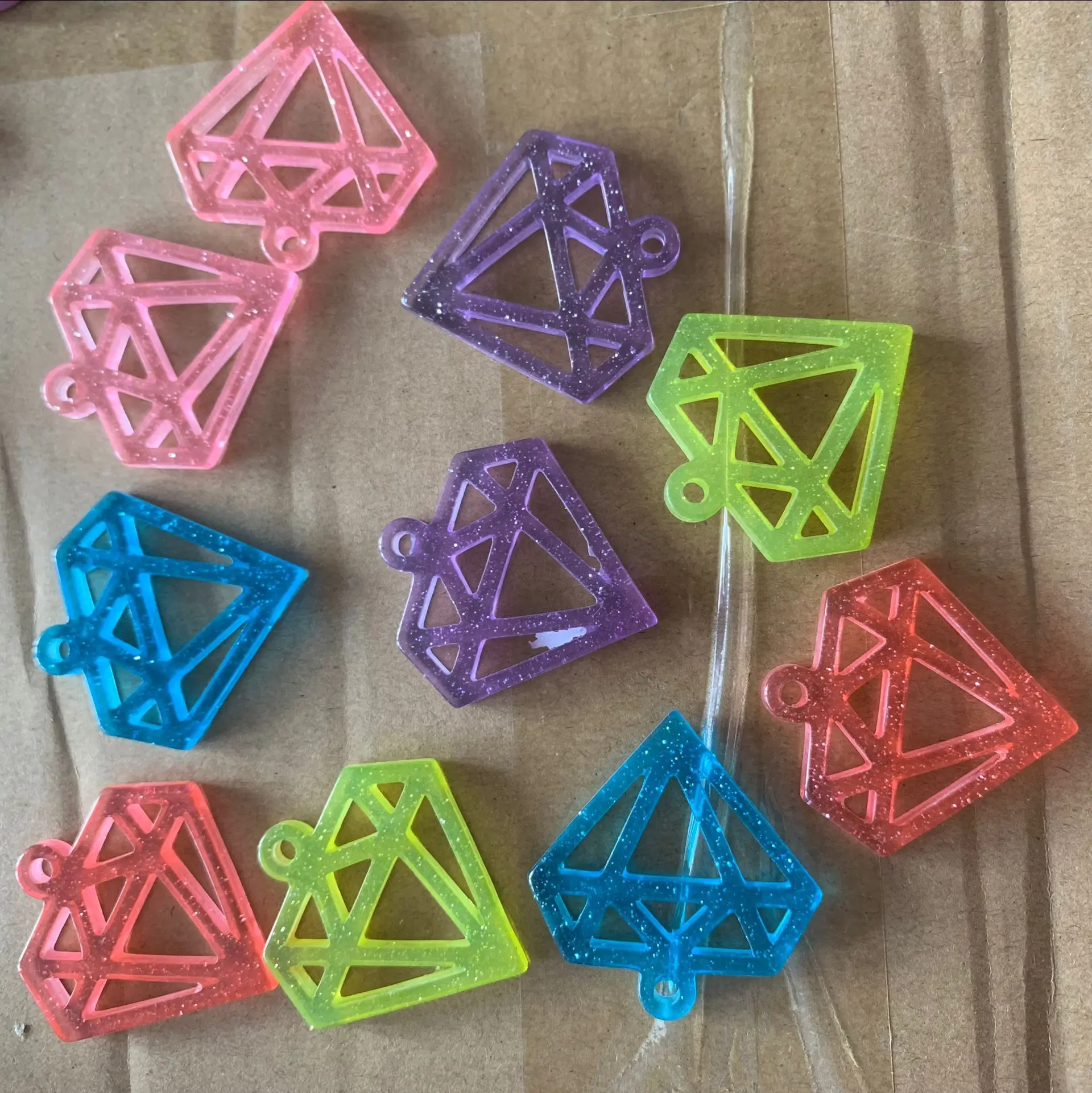 40mm cheap shiny diamond resin plastic pendant charms hollow glitter diamond charms toys DIY resin plastic diamond charms, As picture
40mm cheap shiny diamond resin plastic pendant charms hollow glitter diamond charms toys DIY resin plastic diamond charms, As picture