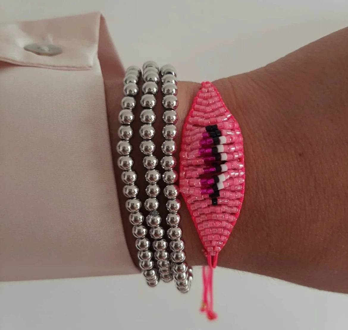 Factory direct sales of new imported beads Miyuki lip bracelet multi-color variety of copper beads matching set women's jewelry, Picture shows
Factory direct sales of new imported beads Miyuki lip bracelet multi-color variety of copper beads matching set women's jewelry, Picture shows