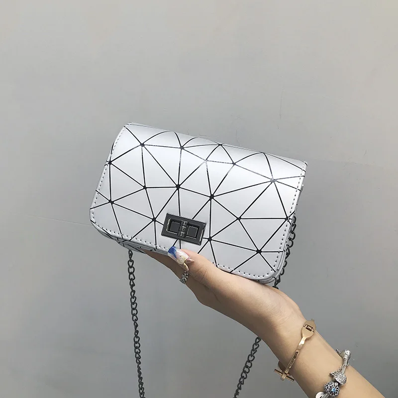 2021 Fashion White Chain Shoulder Handbag Crossbody Women Hand Bags, Black,white,sliver
2021 Fashion White Chain Shoulder Handbag Crossbody Women Hand Bags, Black,white,sliver
